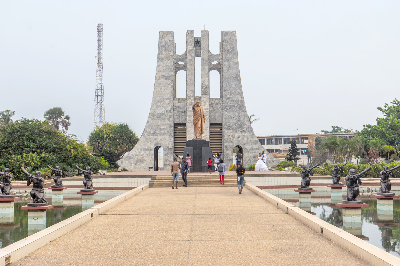 Fotos Denkmal Kwame Nkrumah