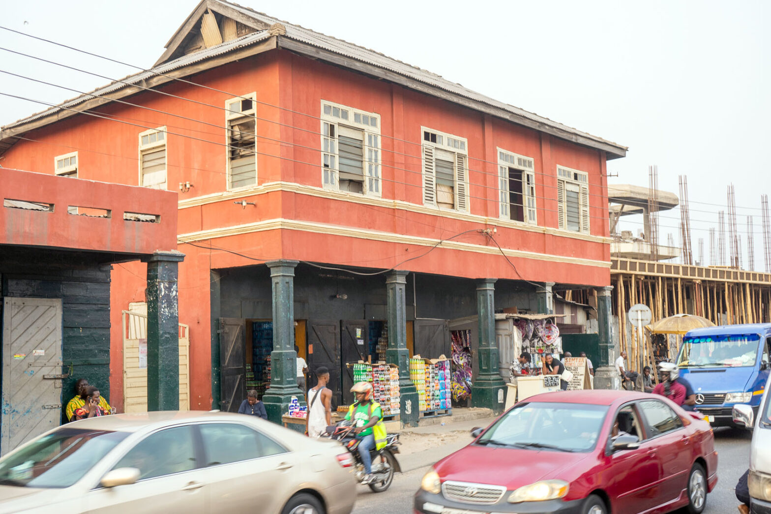 Accra Shops
