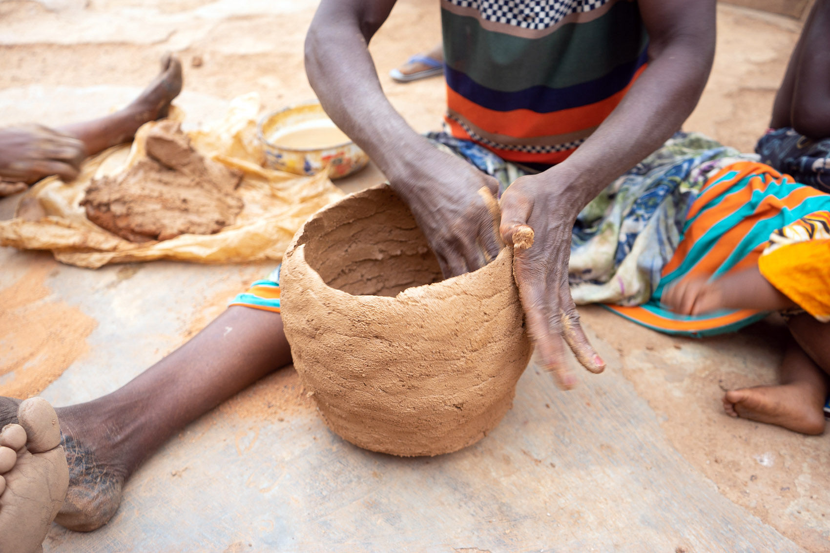 Ton Handarbeit in Tamale Ghana