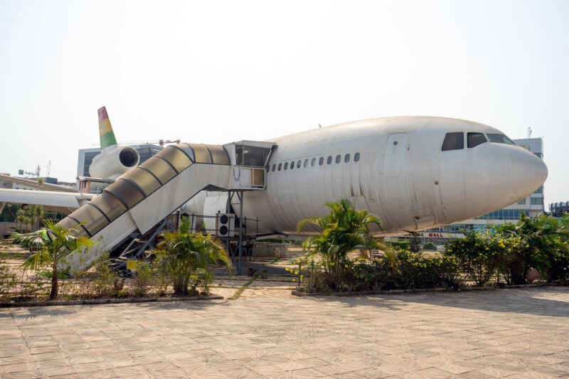 Read more about the article Das La Tanta DC10 Flugzeug Restaurant in Accra